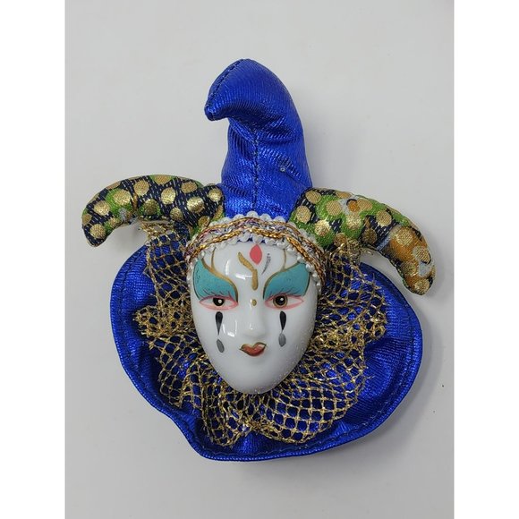 Vintage New Orleans Mardi Gras 1Red 1Blue Jester‎ Head Clown Magnet - Picture 3 of 5